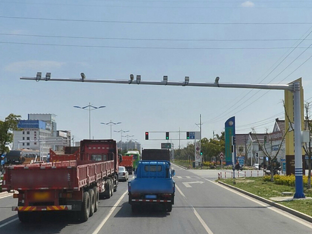 道路监控杆 DLJKG-004