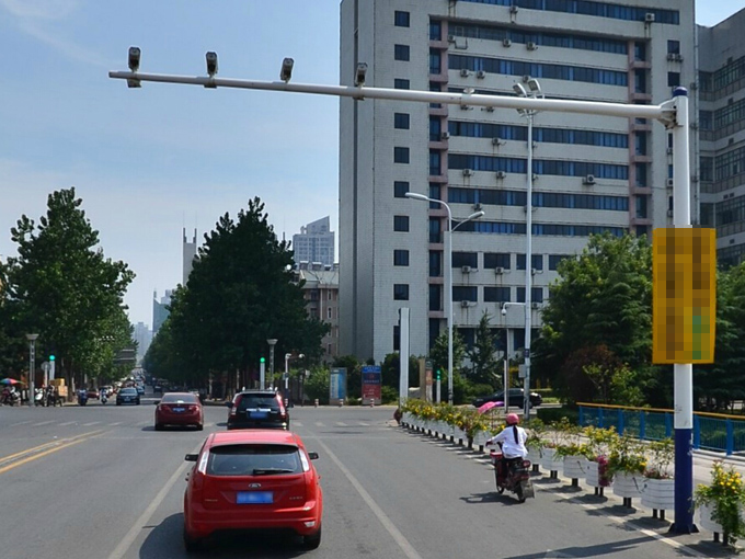 道路监控杆 DLJKG-009